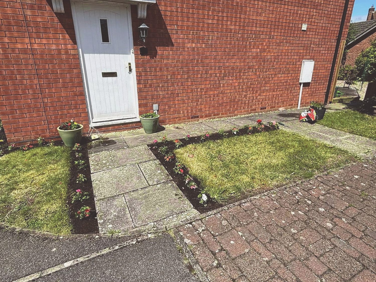 Front garden after a tidy-up and planting